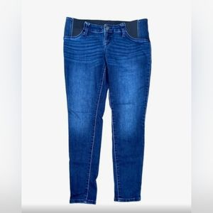 Isabel Maternity by Ingrid & Isabel Under the Belly Skinny jeans size 6/28R
